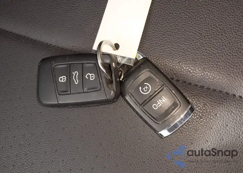 2022 Volkswagen Jetta 1.5T Se из США, поврежденный, VIN 3VW7M7BU9NM026559